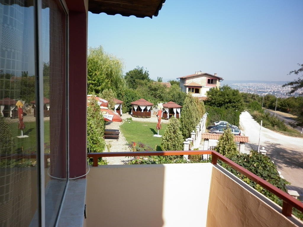 Ivanova Cheshma Guest House Varna Bilik gambar