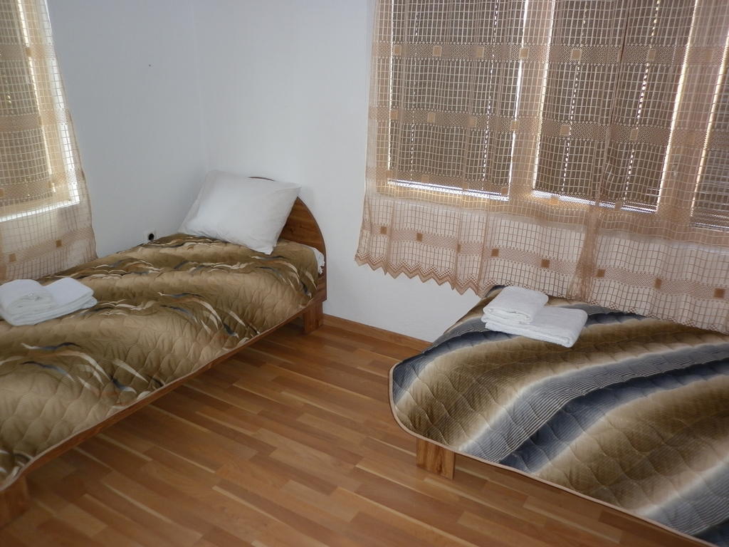 Ivanova Cheshma Guest House Varna Bilik gambar