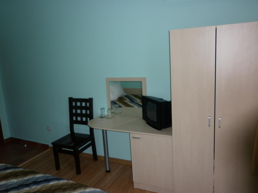 Ivanova Cheshma Guest House Varna Bilik gambar