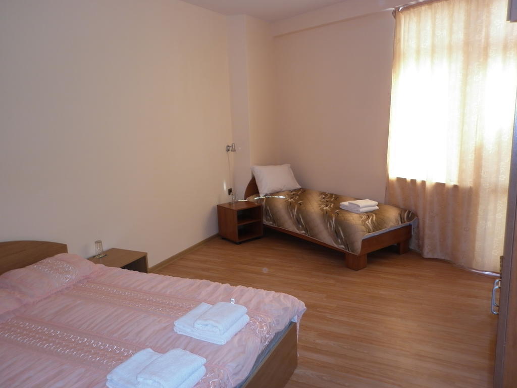 Ivanova Cheshma Guest House Varna Bilik gambar